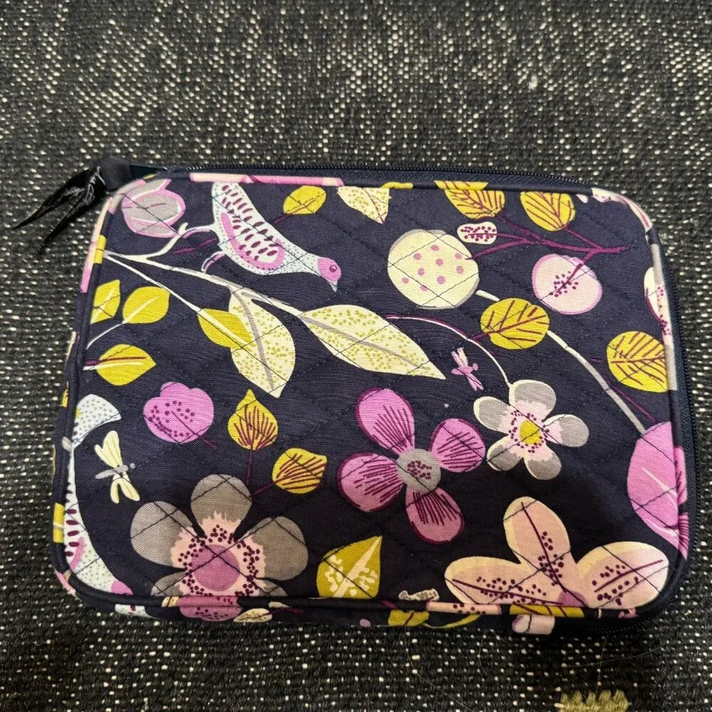 Vera Bradley Floral Nightingale Pattern Quilted Tablet Zippered Pouch, 2011